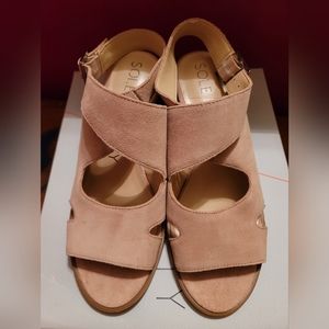 NEW Sole Society Suede Heels Sz 7M